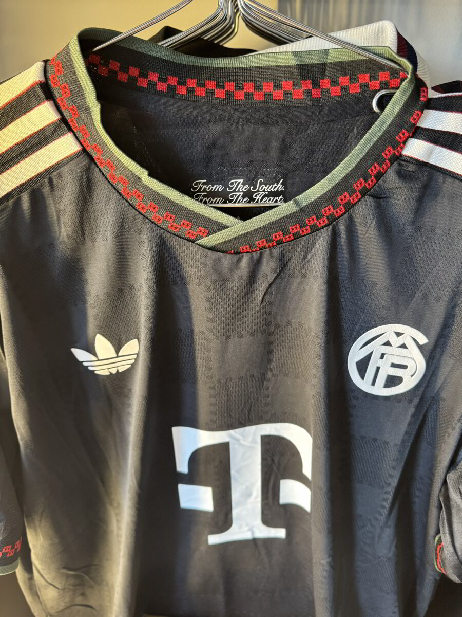 BAYERN TERCERA EQUIPACION 25/26