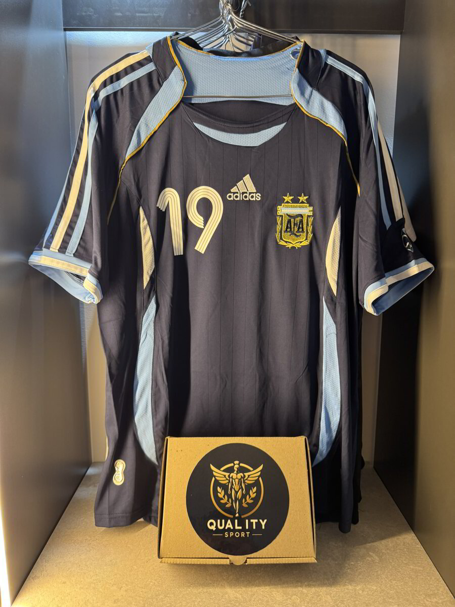 ARGENTINA VISITANTE 2006 RETRO ESPECIAL